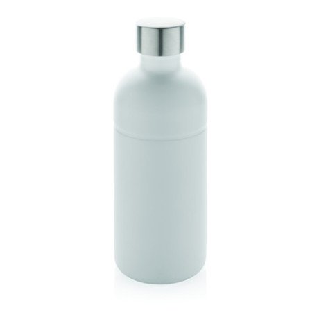 Botella carbonatada reciclada